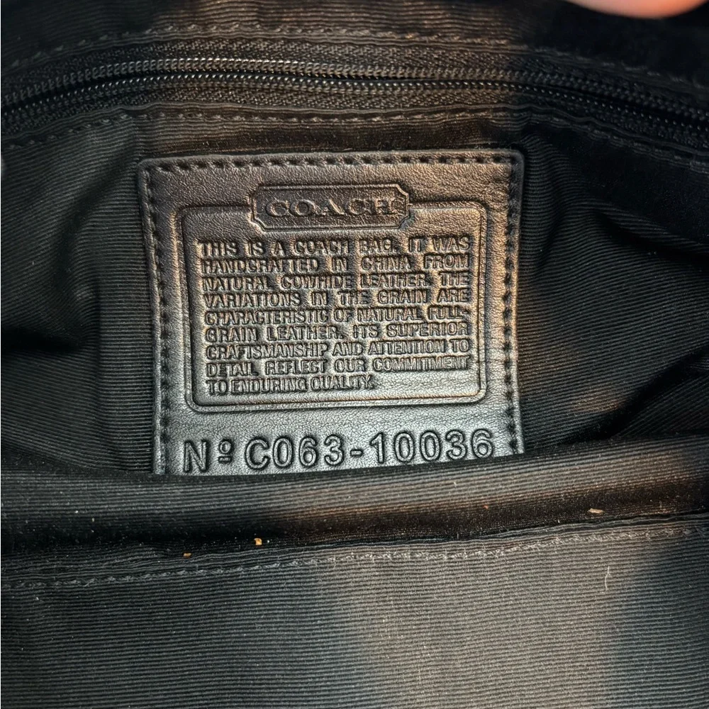 Coach Legacy Leather Slim Tote Black 10036 – Classic Design - Picture 7 of 8